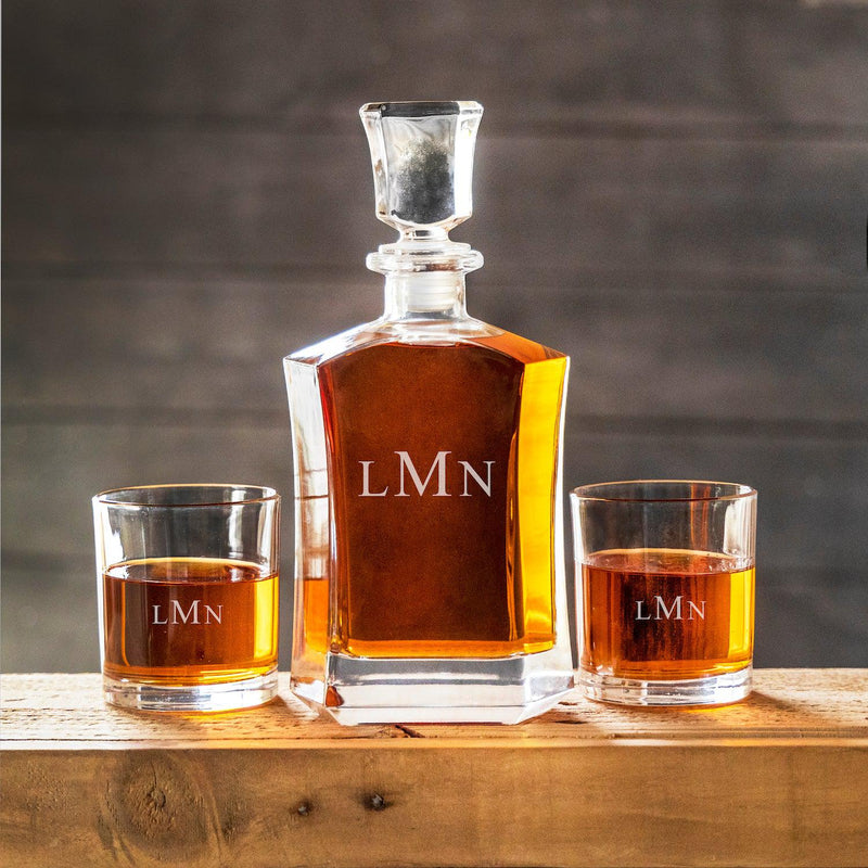 Personalized Decanter Set with 2 Whiskey Glasses - 3Initials - Completeful