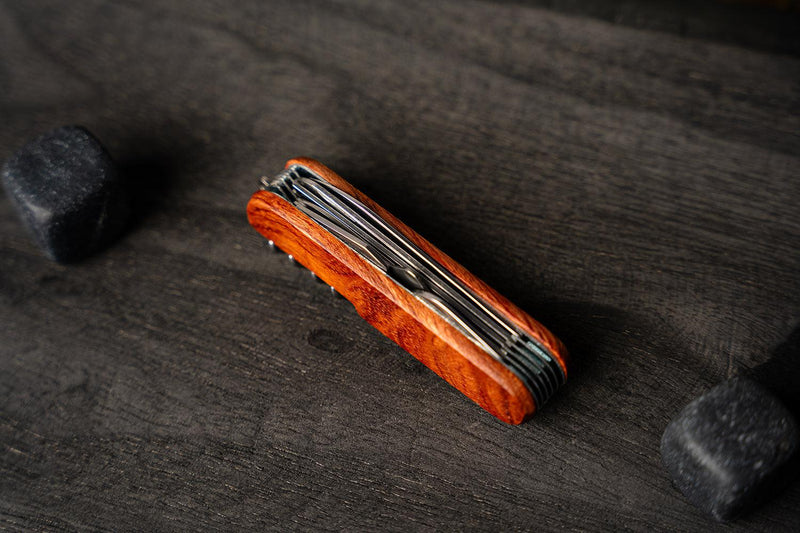 Personalized Multi-Tool Pocket Knives -