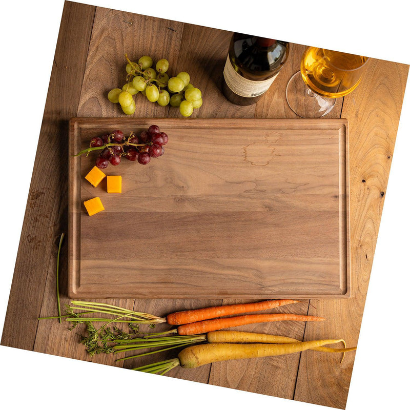 Personalized 11x17 Friendsgiving Cutting Board with Grooves -