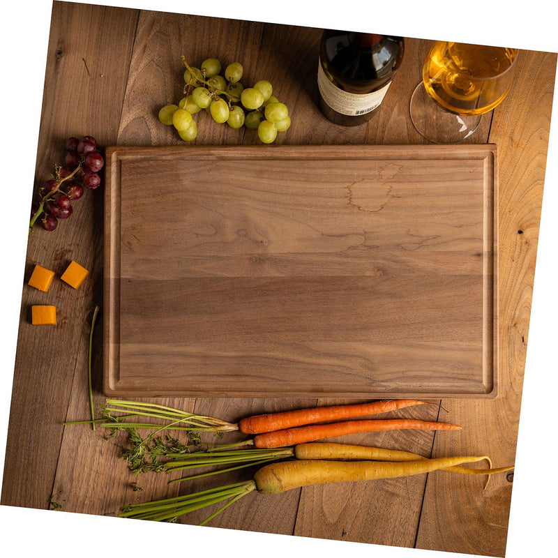 Personalized 11x17 Friendsgiving Cutting Board with Grooves -