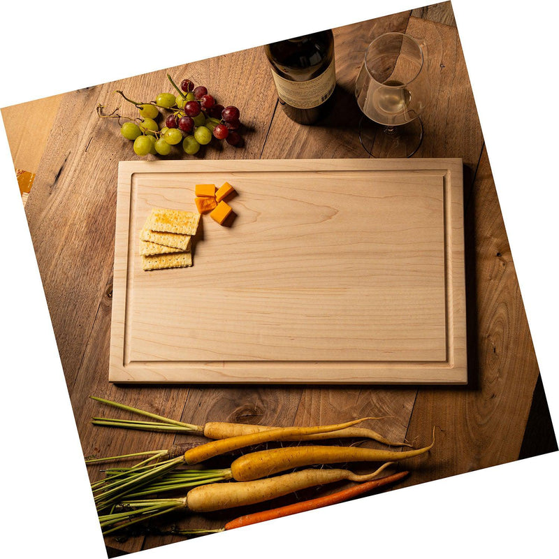 Personalized 11x17 Friendsgiving Cutting Board with Grooves -