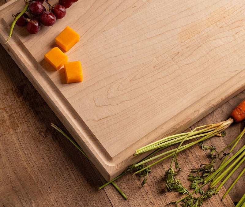 Personalized 11x17 Friendsgiving Cutting Board with Grooves -