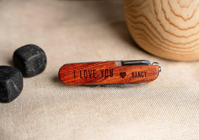 Personalized Multi-Tool Pocket Knives -