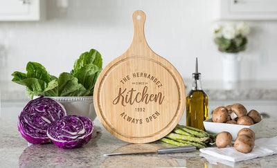 Personalized Large Handled Round Cutting Board with Juice Grooves - Modern Collection -  - Qualtry