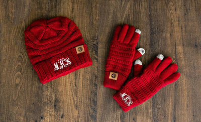 Personalized Beanie and Glove Gift Set - Wine - Qualtry