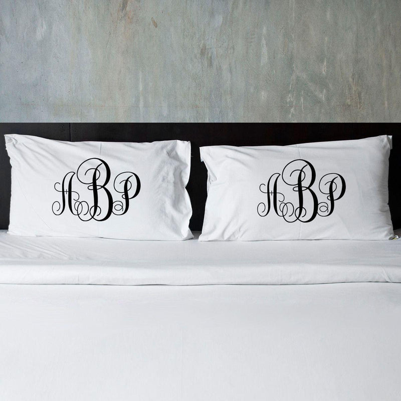 JDS Gc1563 Personalized Interlocking Monogram Pillow Cases for Couples