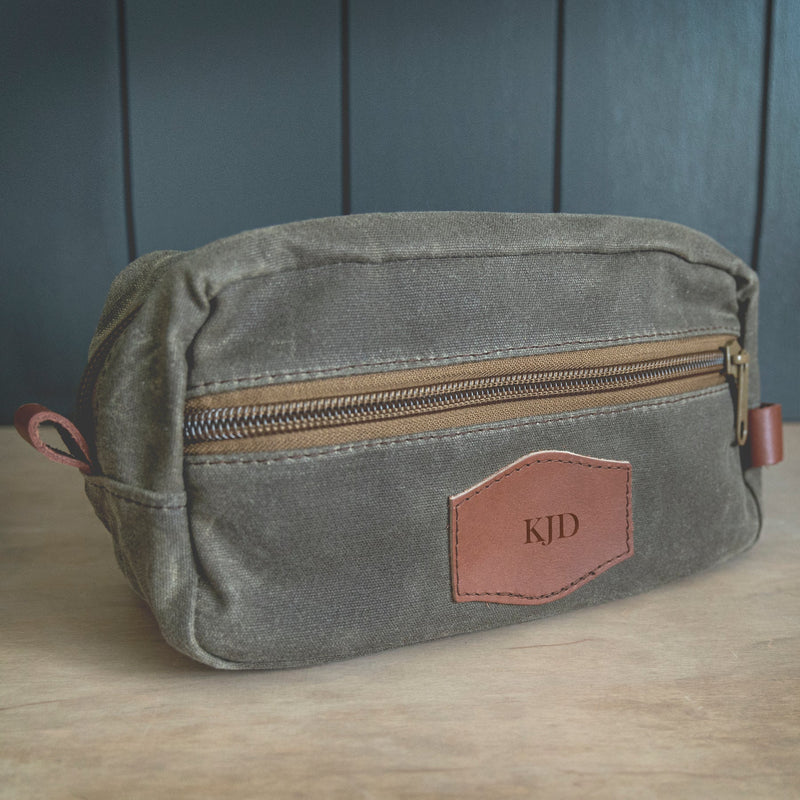 Groomsmen Set of 5 Personalized Tan Toiletry Bags -  - JDS